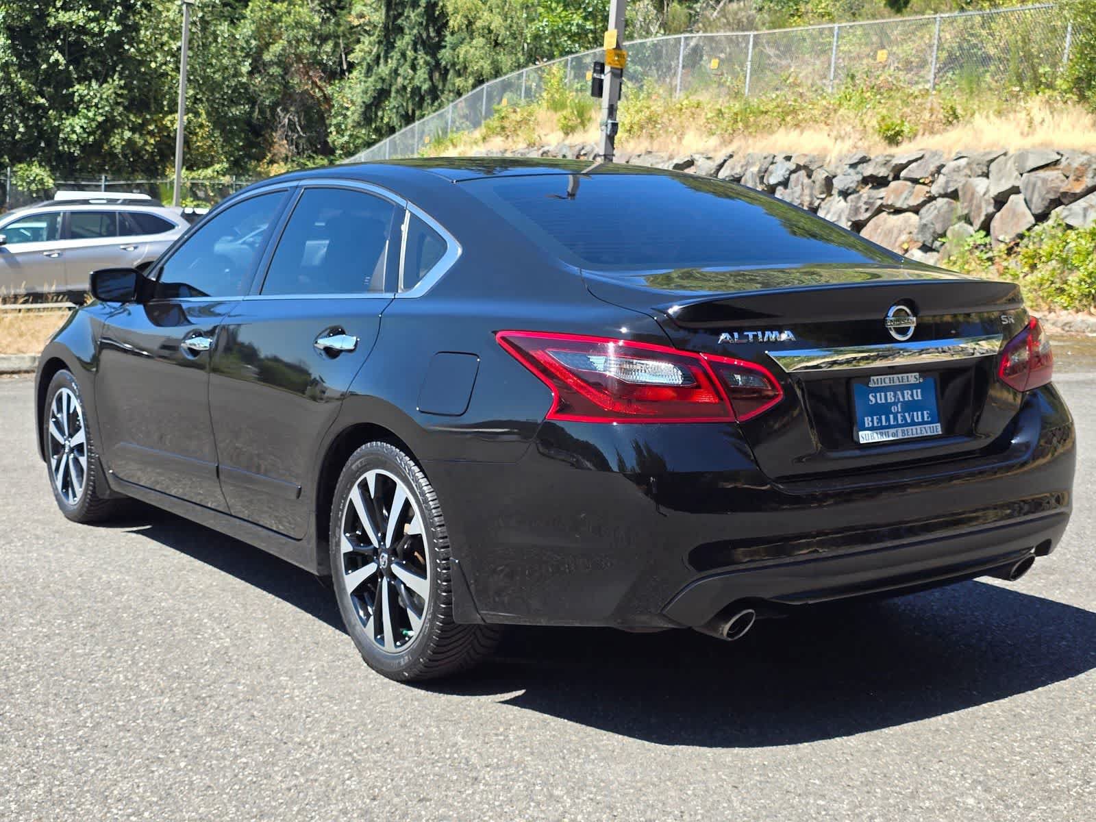 Used 2018 Nissan Altima 2.5 SR FWD image 4