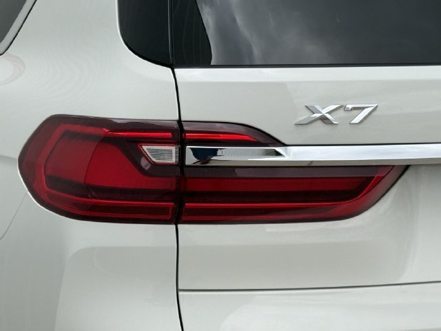 Used 2020 BMW X7 xDrive40i w/ Premium Package AWD/4WD image 6