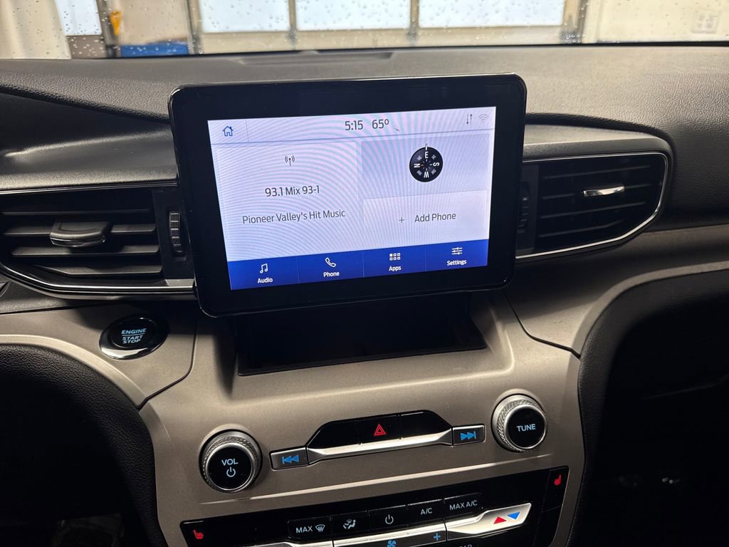 Used 2022 Ford Explorer XLT w/ Equipment Group 202A AWD/4WD image 22