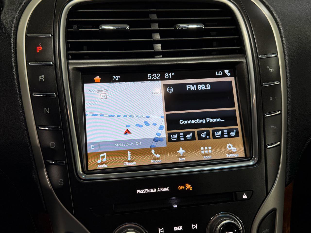 Used 2018 Lincoln MKX Reserve w/ Driver Assistance Package AWD/4WD image 32