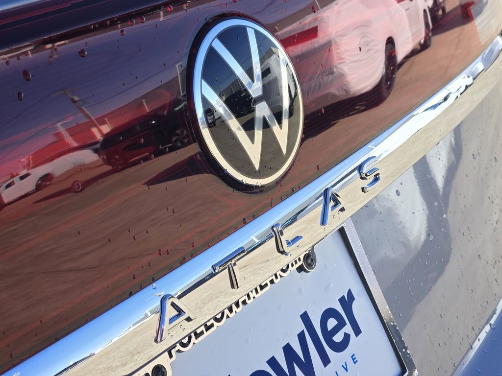 New 2026 Volkswagen Atlas Cross Sport SEL Premium R-Line image 7