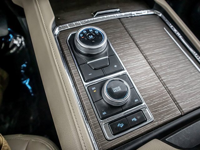 Used 2023 Ford Expedition Limited image 25