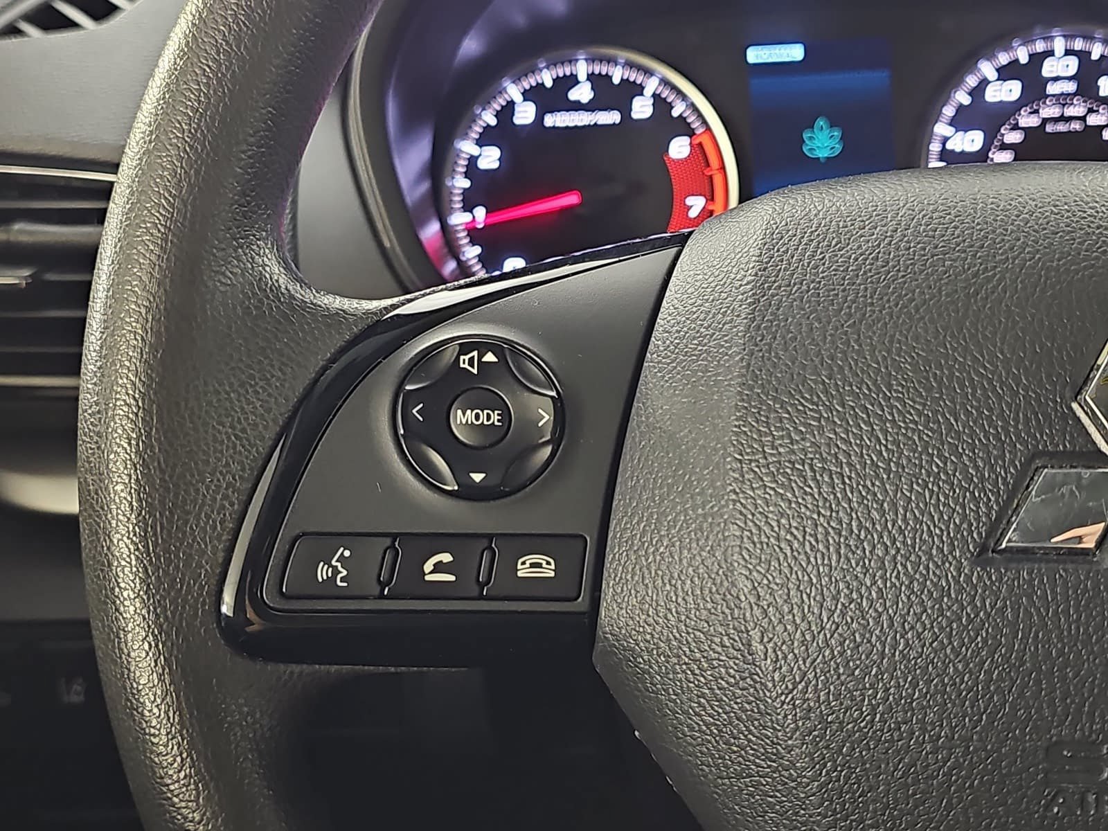 Used 2023 Mitsubishi Eclipse Cross LE AWD/4WD image 16