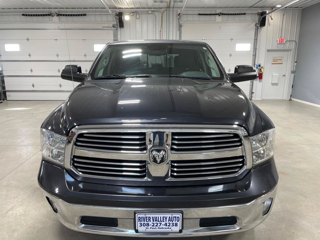 Used 2015 RAM 1500 Classic SLT w/ SLT Plus D←cor Group AWD/4WD image 2