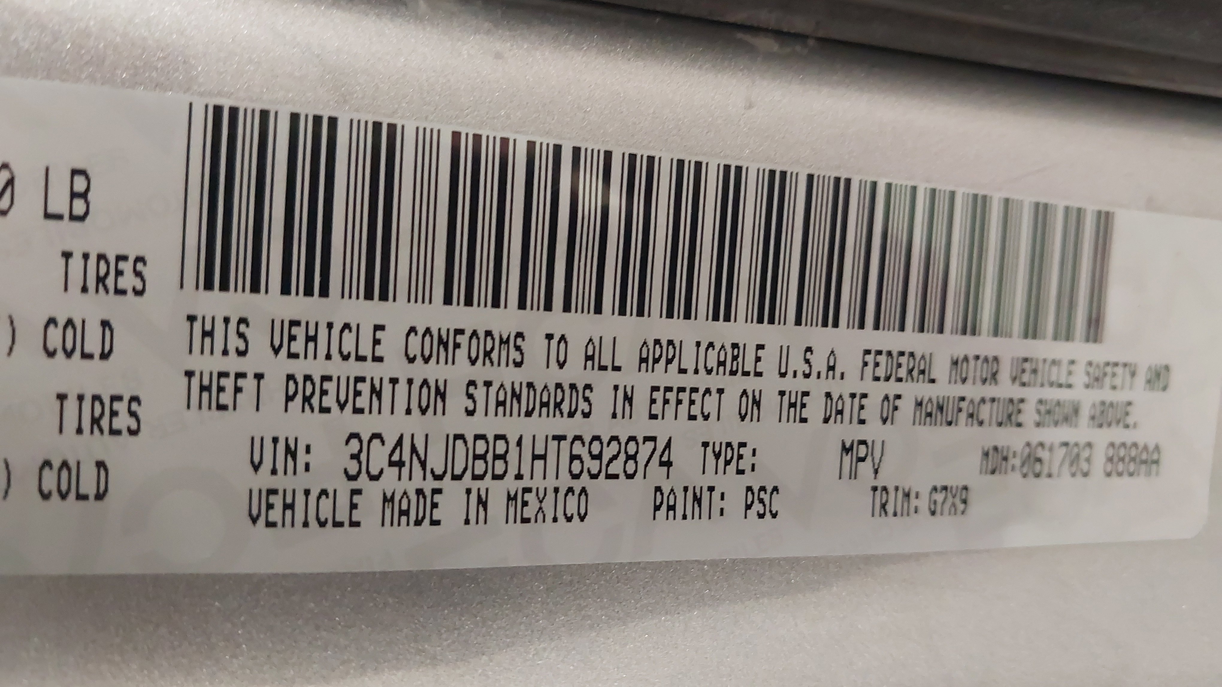 Used 2017 Jeep Compass Latitude w/ Popular Equipment Group image 30