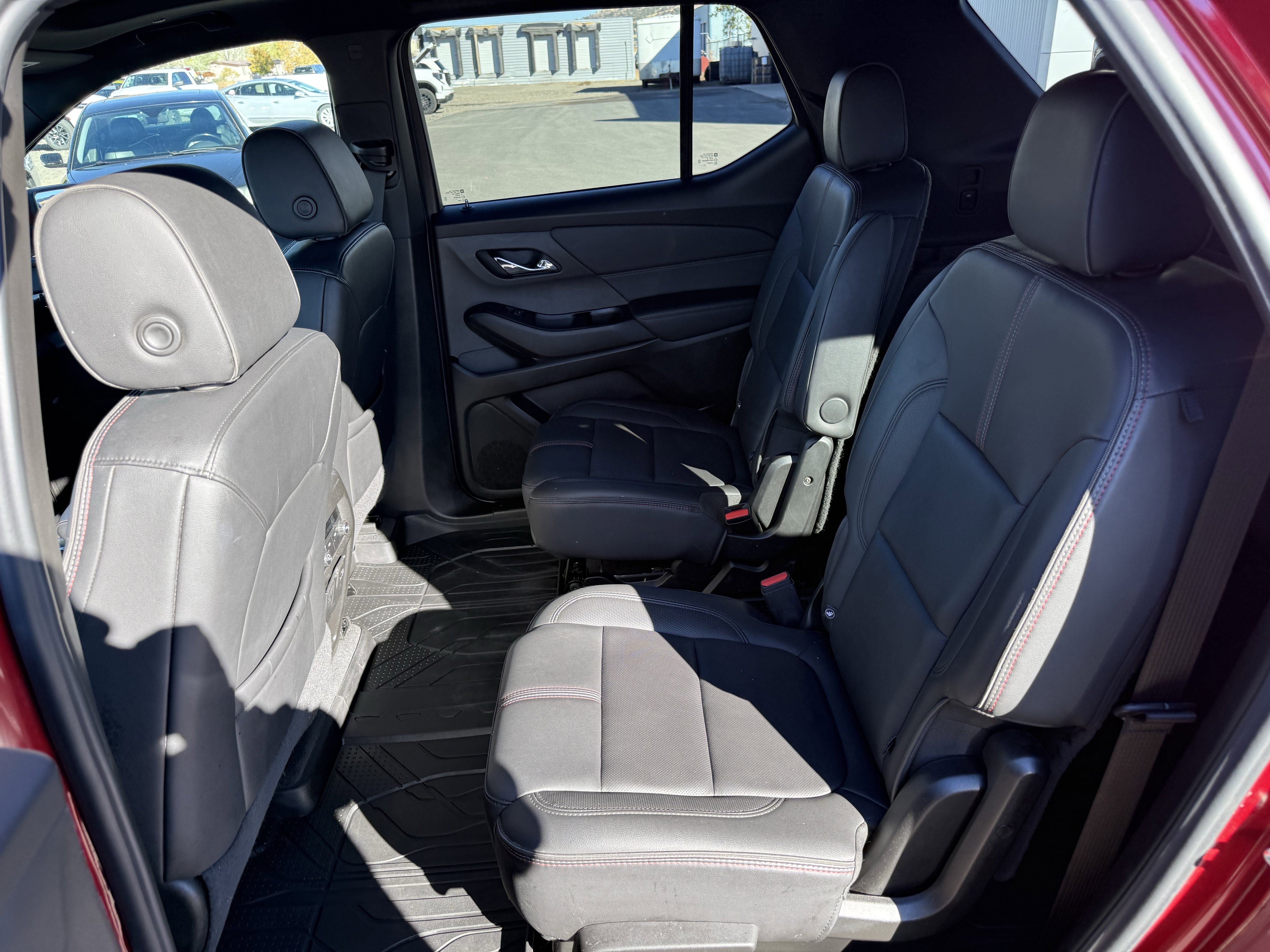 Used 2023 Chevrolet Traverse RS w/ LPO, Floor Liner Package image 8