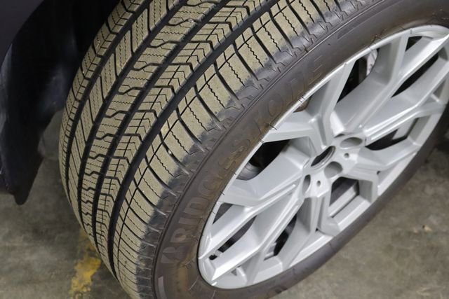 Used 2021 BMW X7 xDrive40i w/ Cold Weather Package image 40