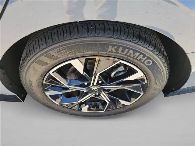 Used 2025 Hyundai Sonata SEL image 12