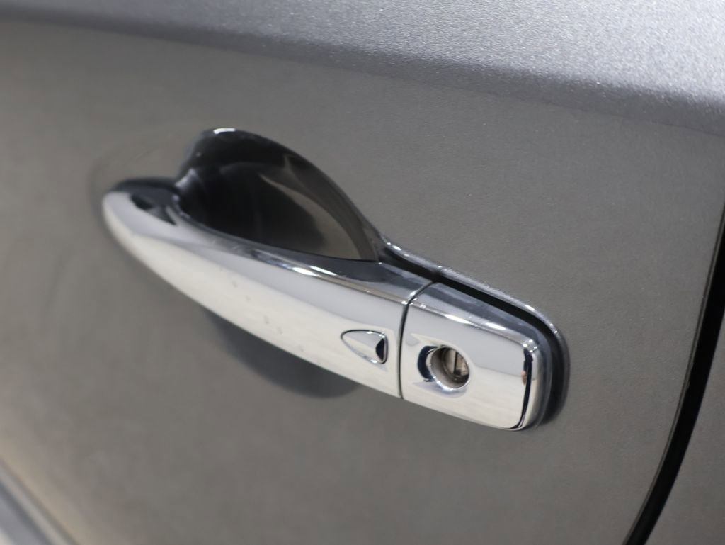 Used 2021 Nissan Murano SL w/ SL Moonroof Package image 11