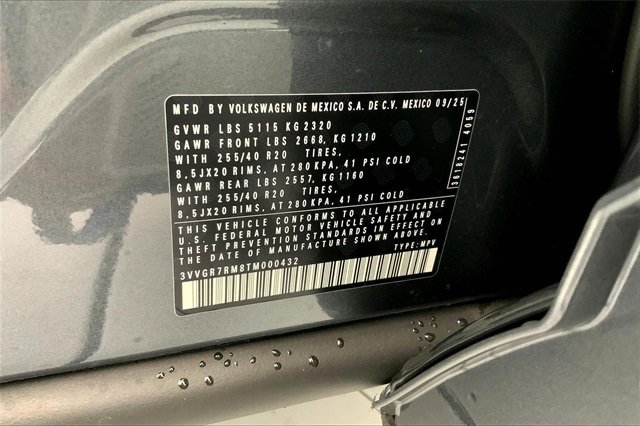 New 2026 Volkswagen Tiguan SE R-Line image 14