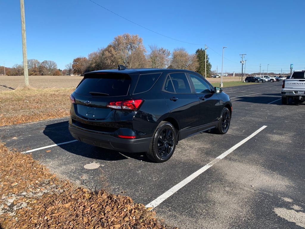 Used 2024 Chevrolet Equinox LS w/ LS Convenience Package image 6