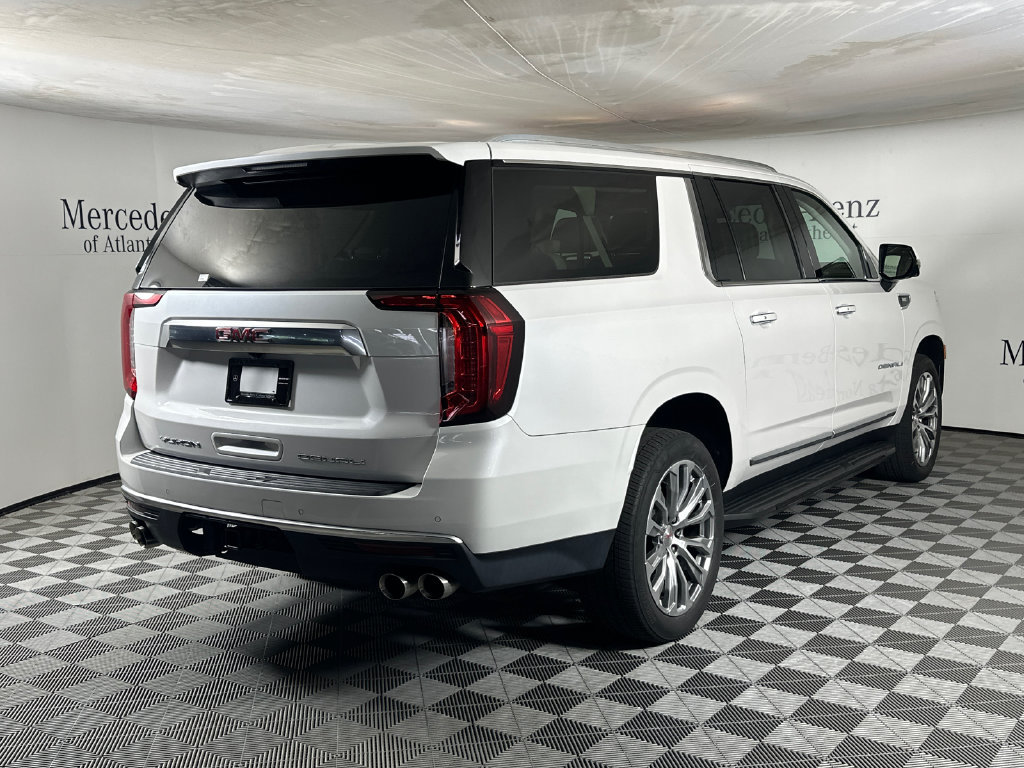 Used 2021 GMC Yukon XL Denali AWD/4WD image 7