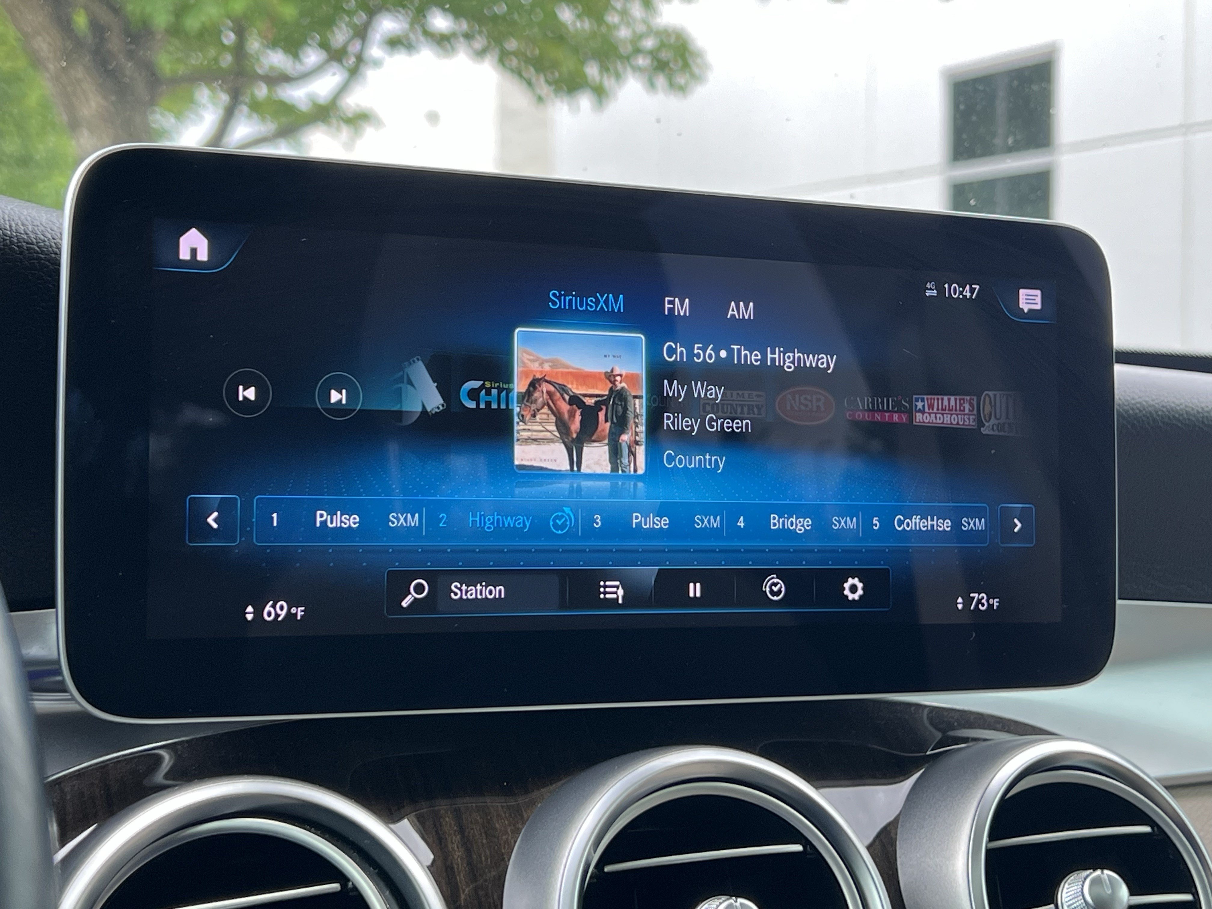 Used 2020 Mercedes-Benz GLC 300 4MATIC image 25