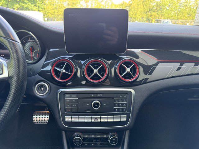 Used 2018 Mercedes-Benz GLA 45 AMG 4MATIC image 34