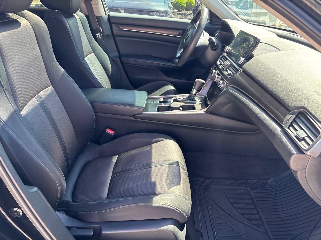 Used 2018 Honda Accord EX image 49