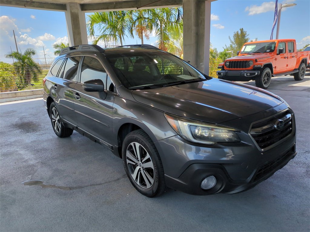 Used 2018 Subaru Outback 2.5i Limited image 2
