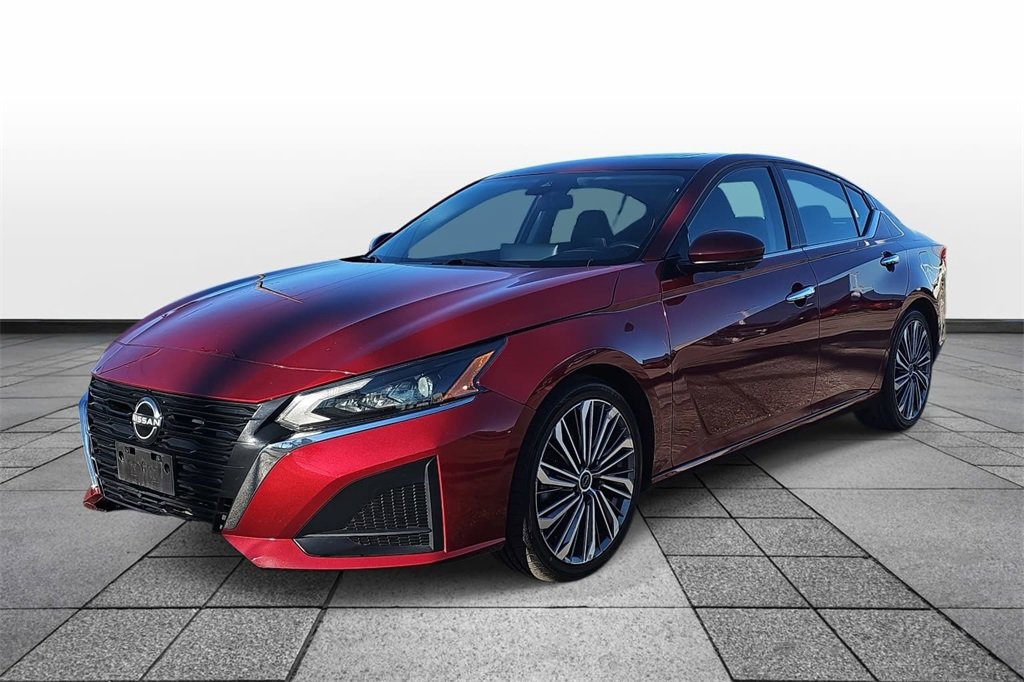 Used 2023 Nissan Altima 2.5 SL