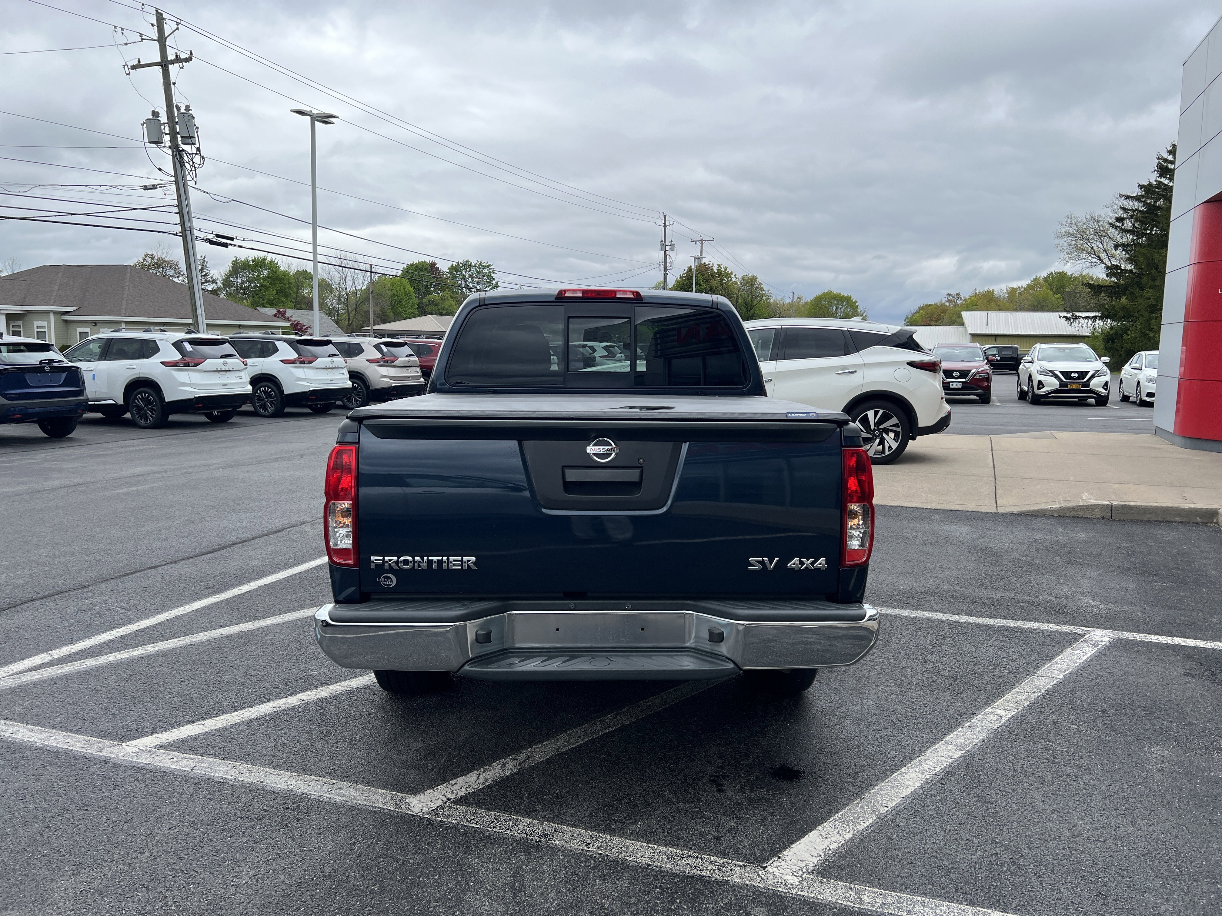 Used 2019 Nissan Frontier SV AWD/4WD image 7