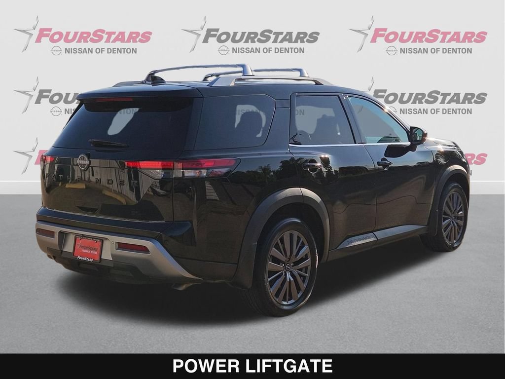 Used 2024 Nissan Pathfinder SL w/ SL Premium Package FWD image 4
