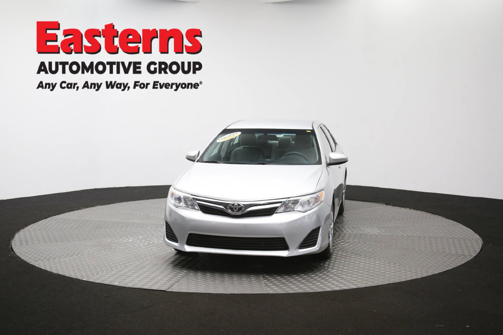 Used 2014 Toyota Camry LE FWD image 54