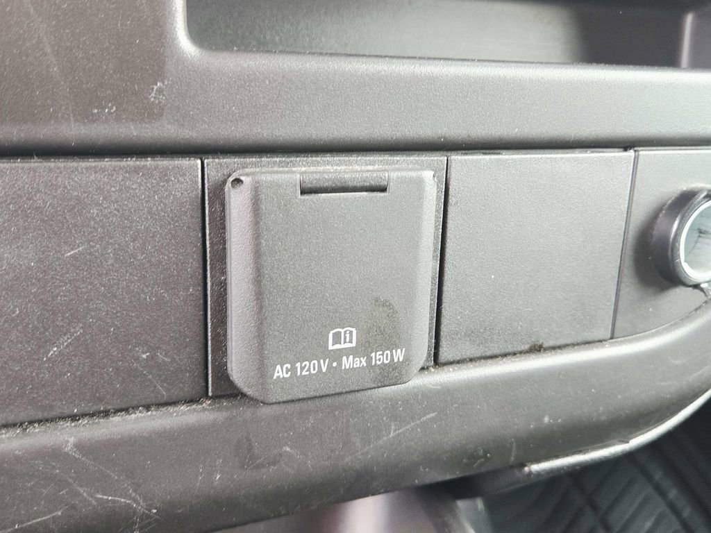 Used 2021 GMC Savana 2500 w/ Driver Convenience Package image 27