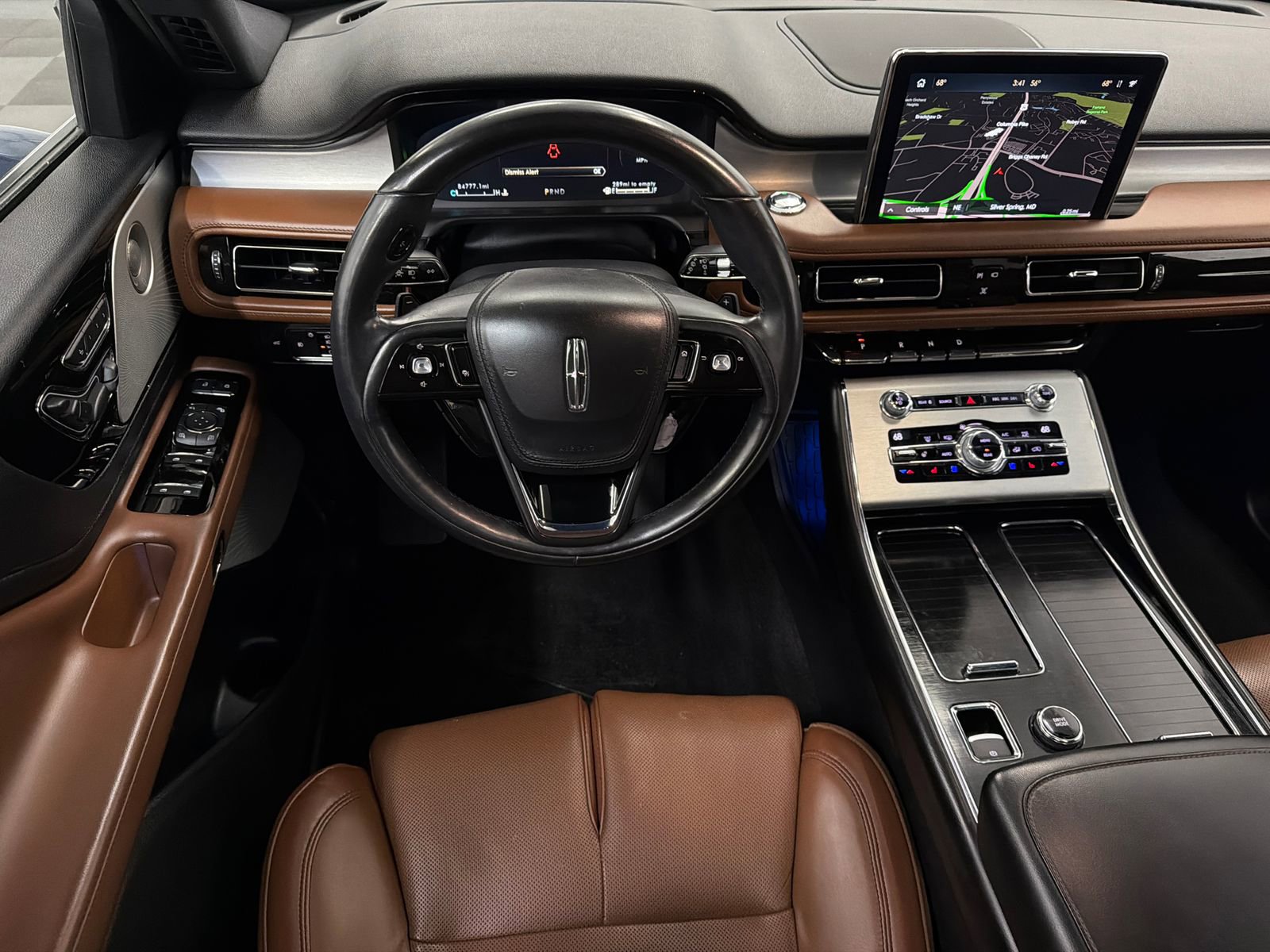 Used 2020 Lincoln Aviator Reserve AWD/4WD image 24