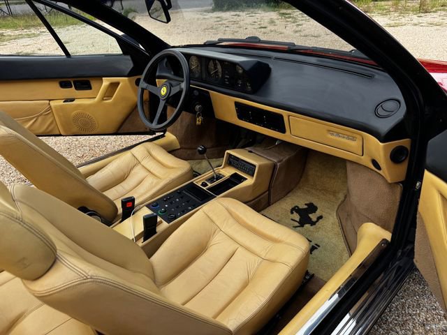 Used 1988 Ferrari Mondial 3.2 Cabriolet image 35