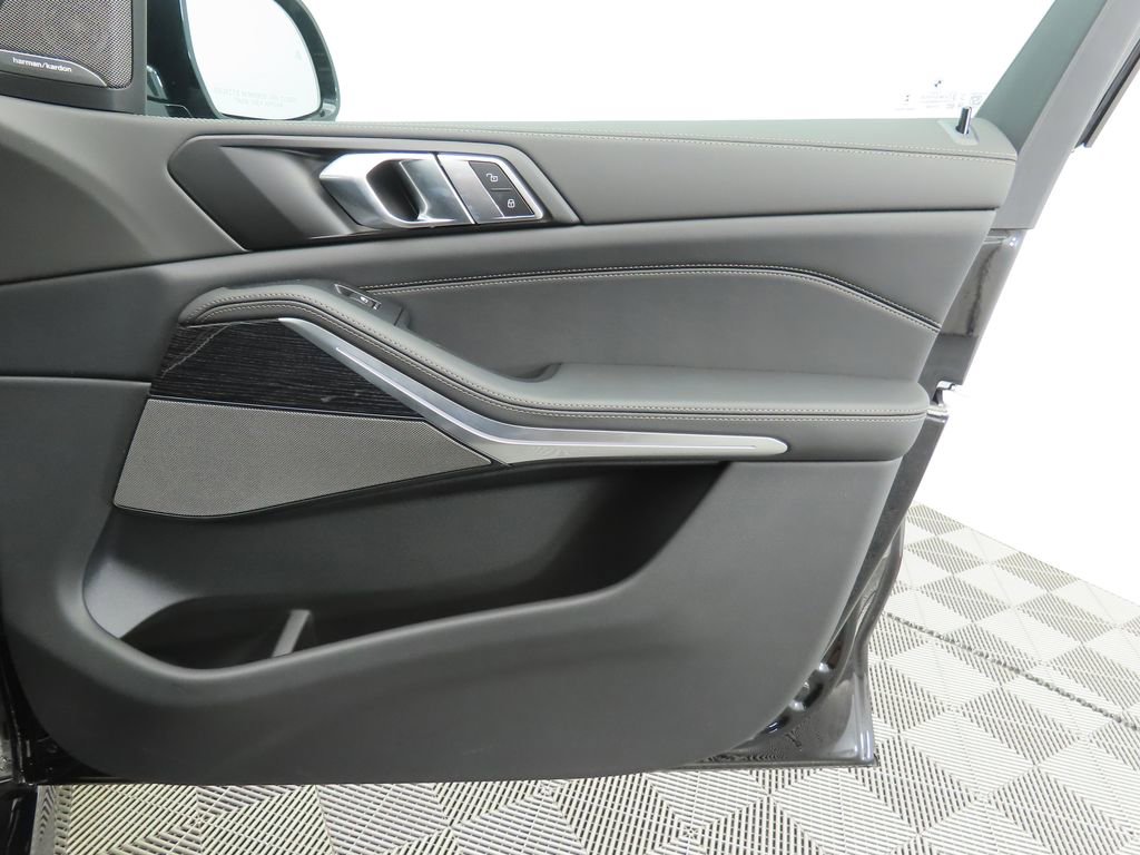 New 2026 BMW X5 sDrive40i w/ M Sport Package image 25