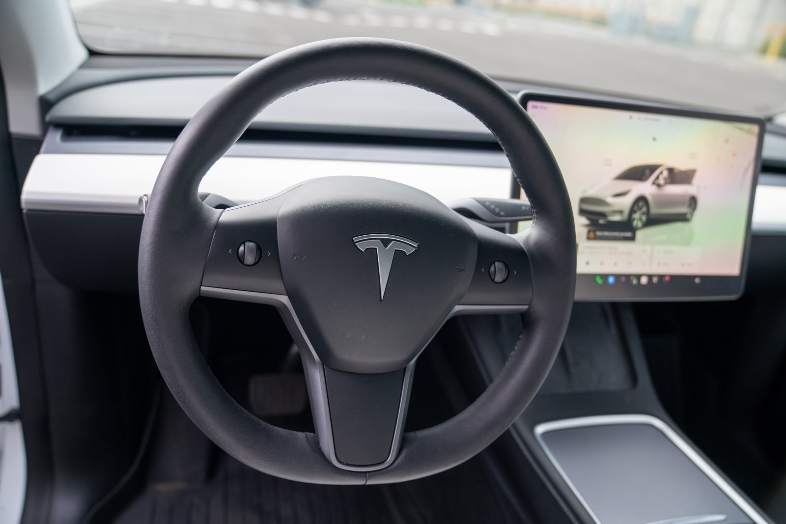 Used 2023 Tesla Model Y Long Range AWD/4WD image 12
