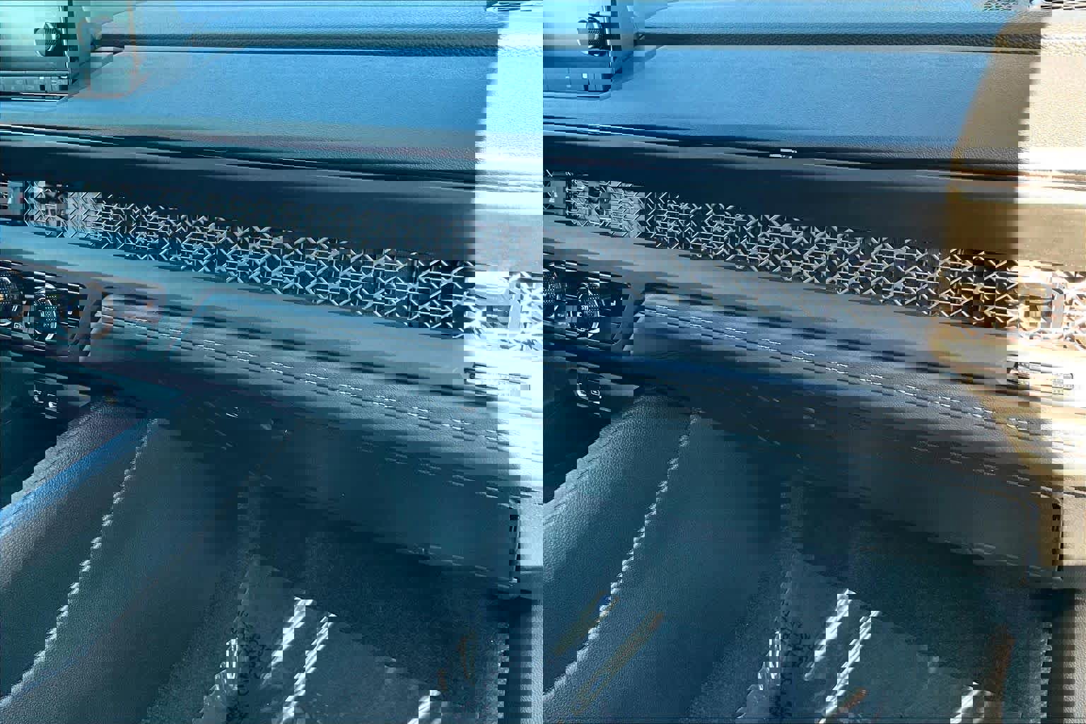 Used 2023 Honda Accord EX image 18