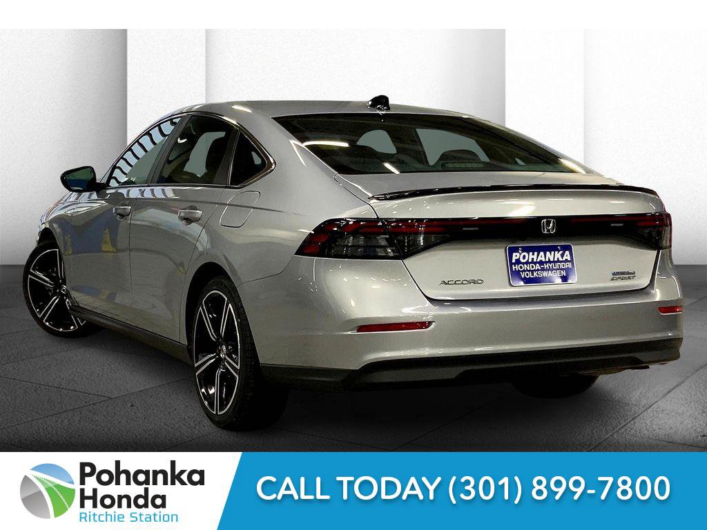Used 2023 Honda Accord Sport image 10