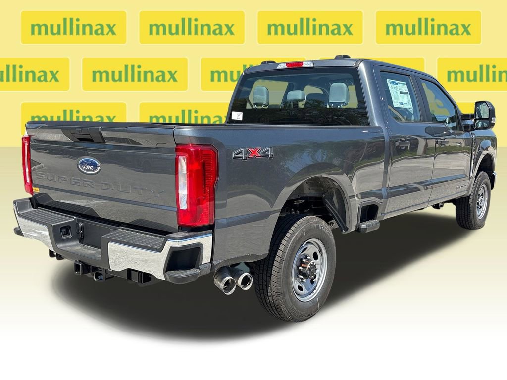 New 2026 Ford F350 XL w/ XL Chrome Package image 4