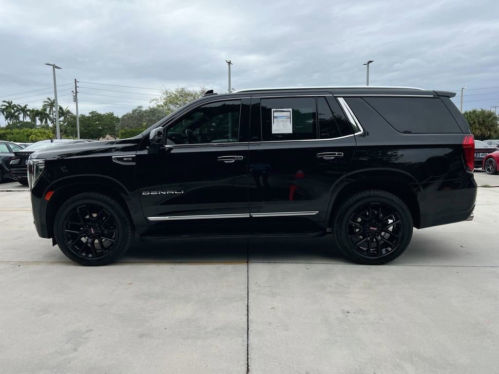 Used 2024 GMC Yukon Denali w/ Advanced Technology Package AWD/4WD image 4