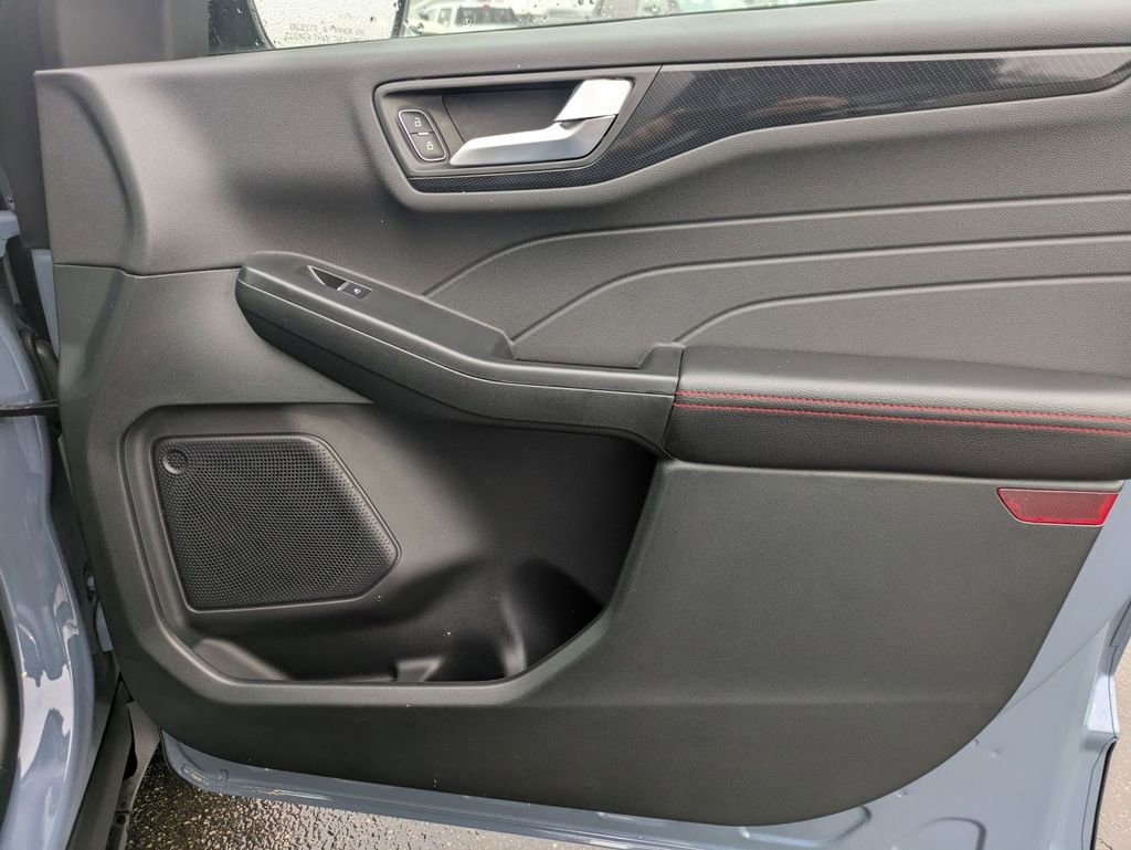 New 2026 Ford Escape ST-Line w/ Cold Weather Package image 46
