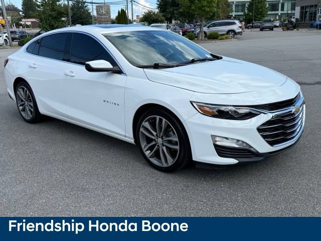 Used 2022 Chevrolet Malibu LT FWD image 3