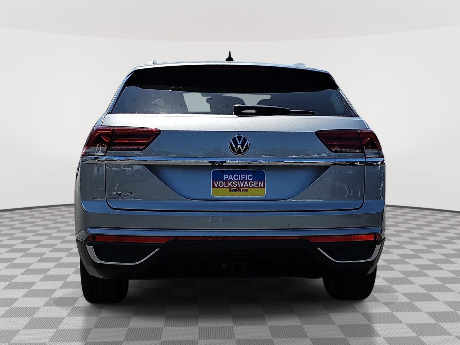 Used 2023 Volkswagen Atlas Cross Sport SE w/ Panoramic Sunroof Package FWD image 6