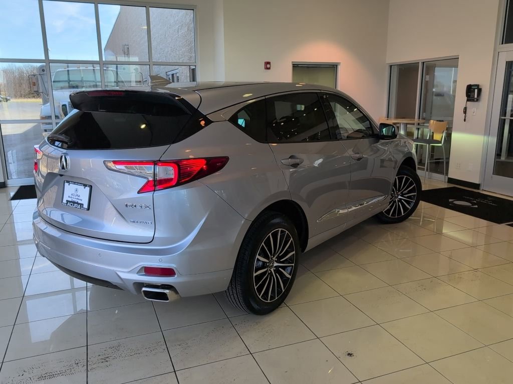Certified 2025 Acura RDX SH-AWD w/ Advance Package image 5