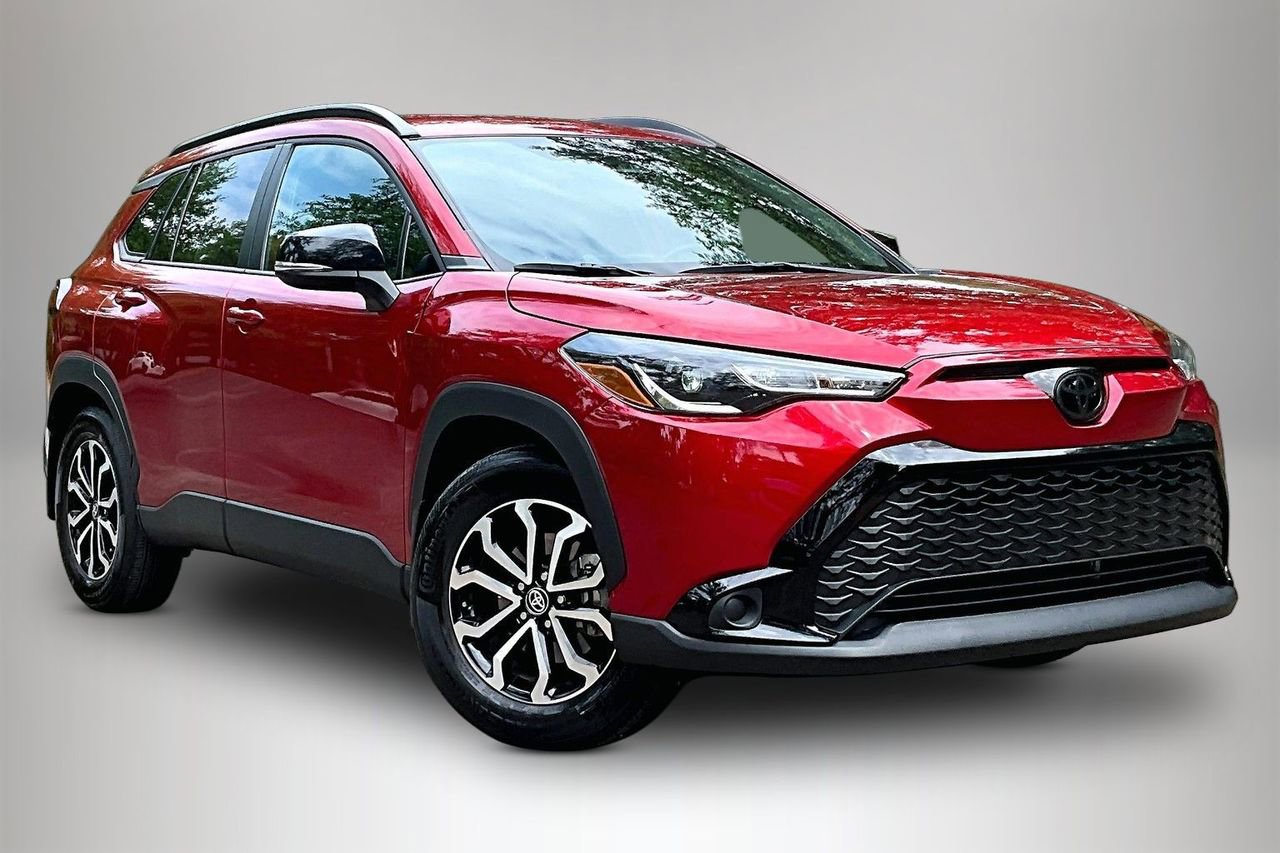 Used 2025 Toyota Corolla Cross AWD Hybrid image 2