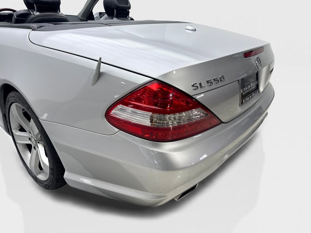 Used 2009 Mercedes-Benz SL 550 image 24
