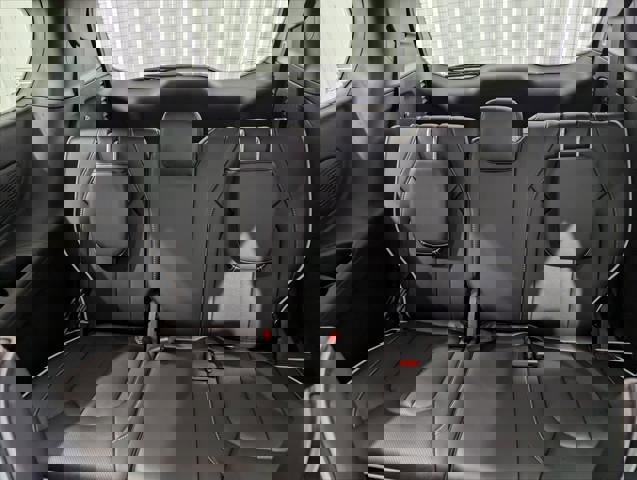 New 2026 Chrysler Pacifica Limited w/ Trailer Tow Group image 43