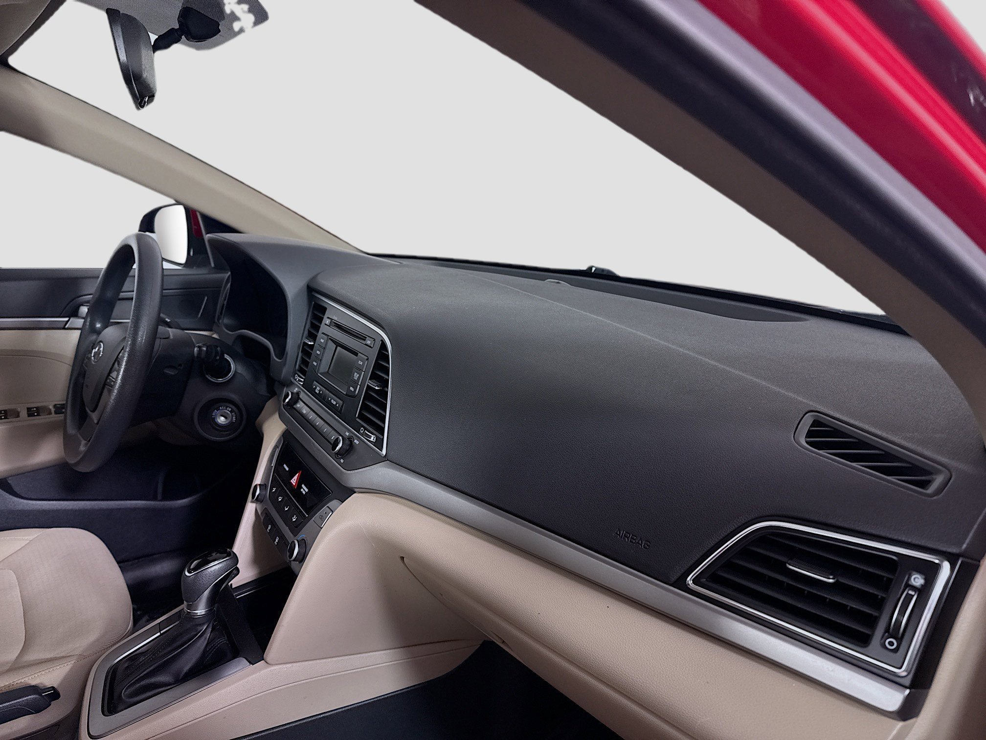 Used 2018 Hyundai Elantra SE w/ Winter Weather Package image 28