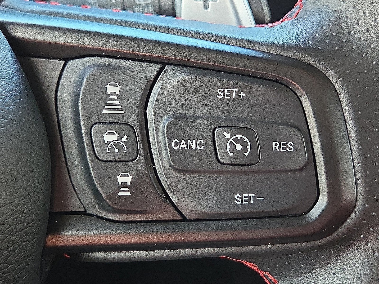 Used 2024 Jeep Wrangler Unlimited Rubicon 392 image 21