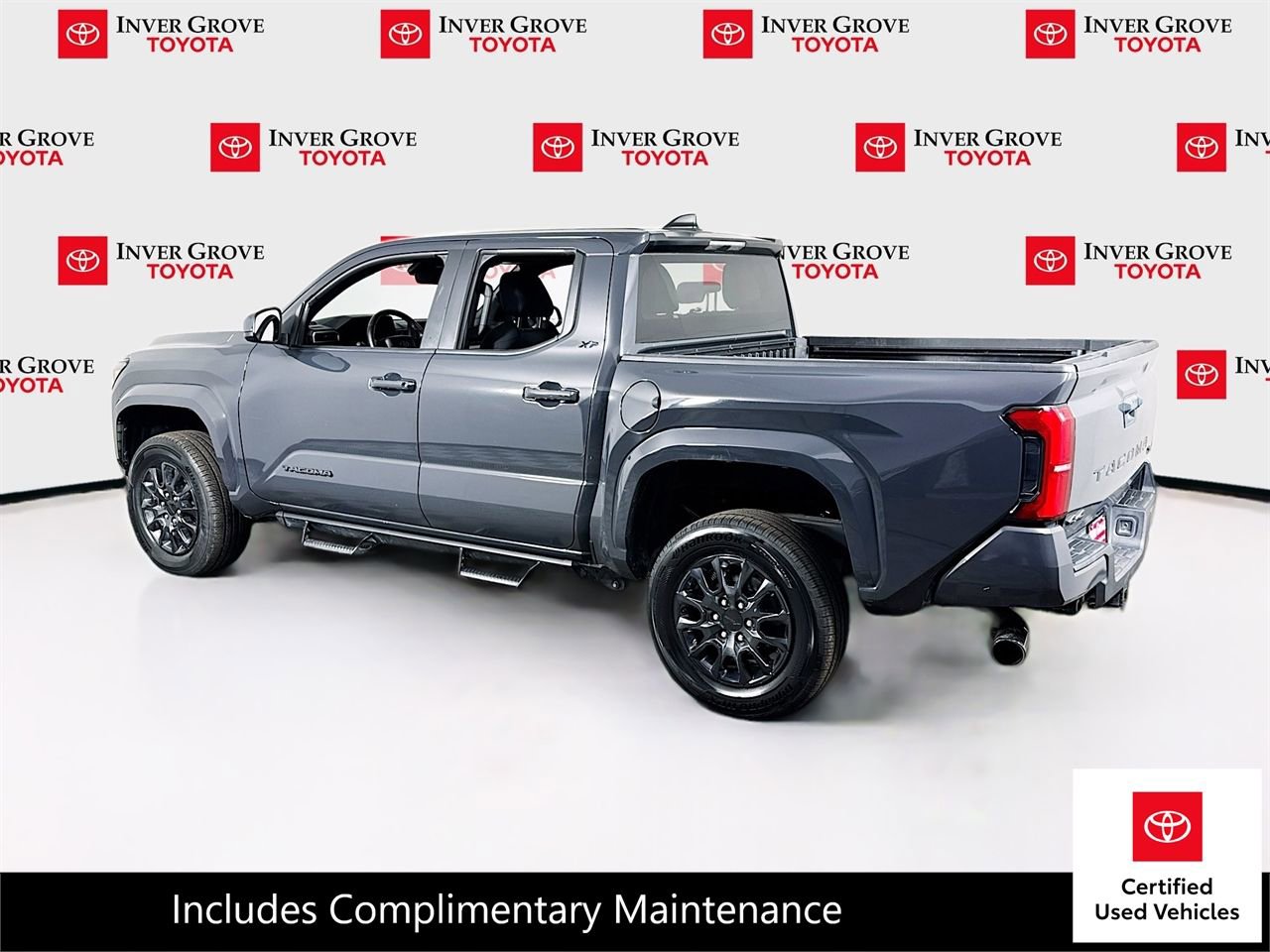 Certified 2024 Toyota Tacoma SR5 image 7