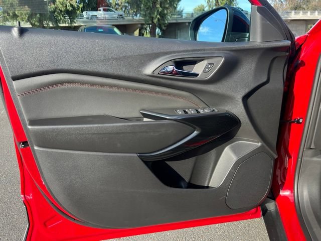 New 2026 Chevrolet Trax RS w/ Sunroof Package FWD image 18
