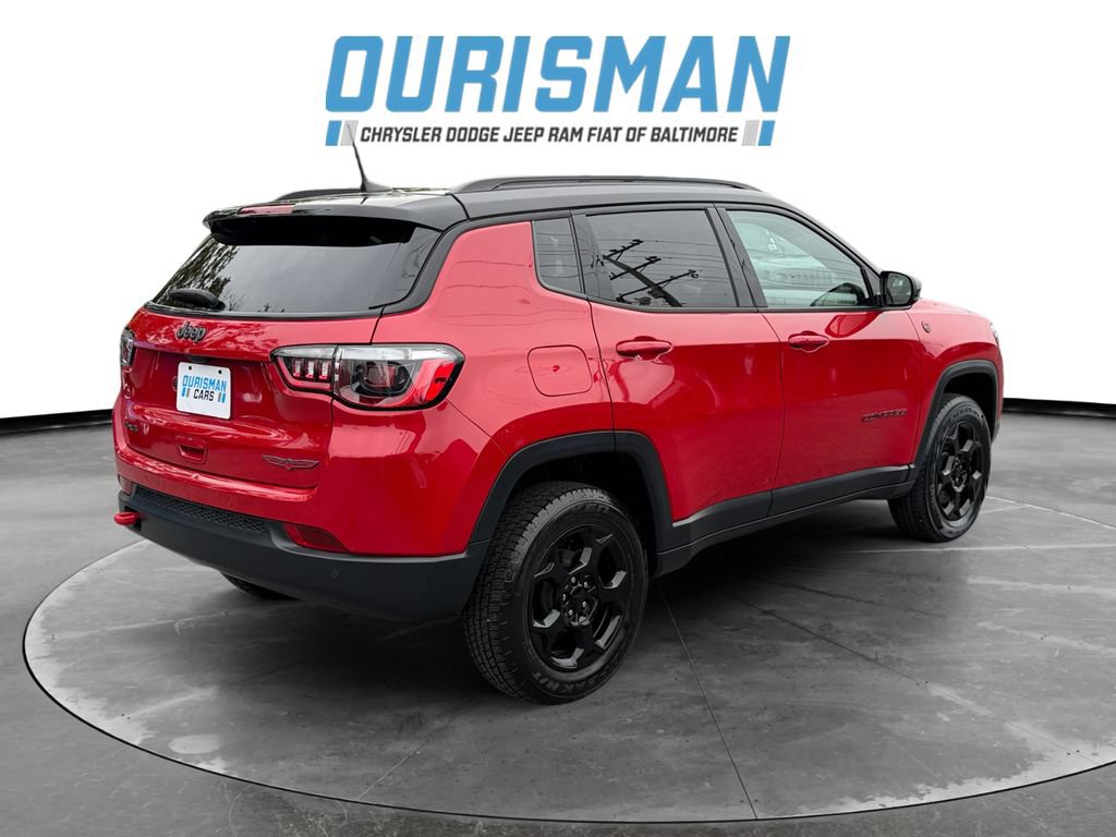 Used 2023 Jeep Compass Trailhawk w/ Sun and Sound Group AWD/4WD image 6