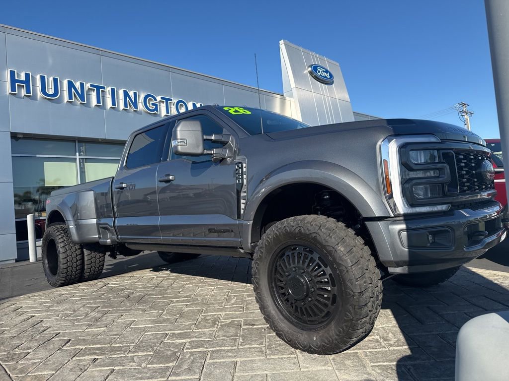 Used 2026 Ford F450 Lariat w/ FX4 Off-Road Package image 33