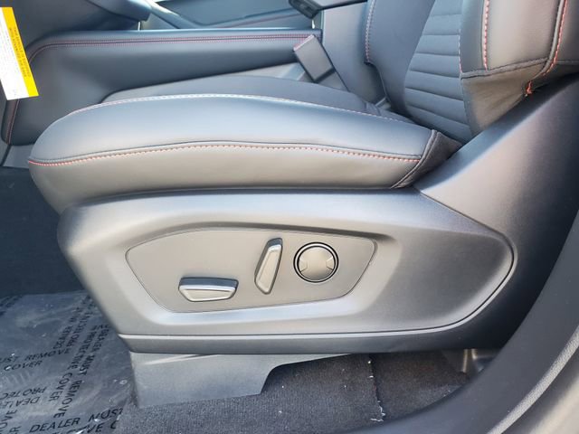 Used 2026 Ford Explorer ST-Line w/ ST-Line Street Pack image 12