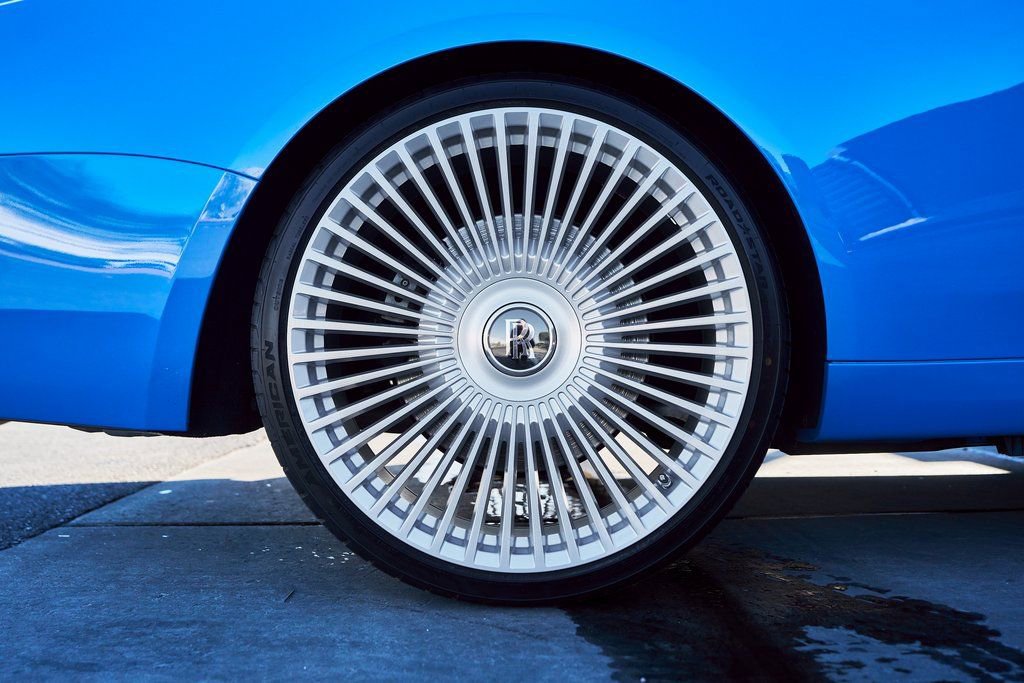 Used 2020 Rolls-Royce Wraith image 21