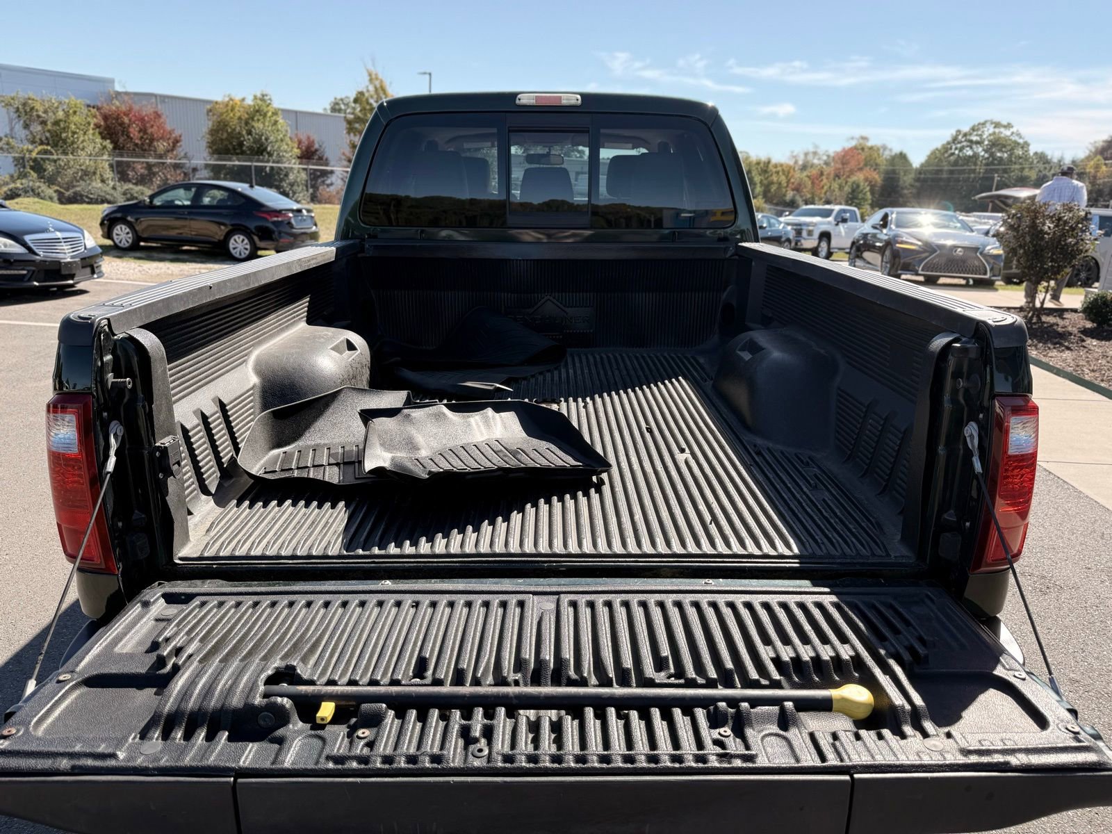 Used 2016 Ford F250 Lariat w/ Lariat Ultimate Package image 29