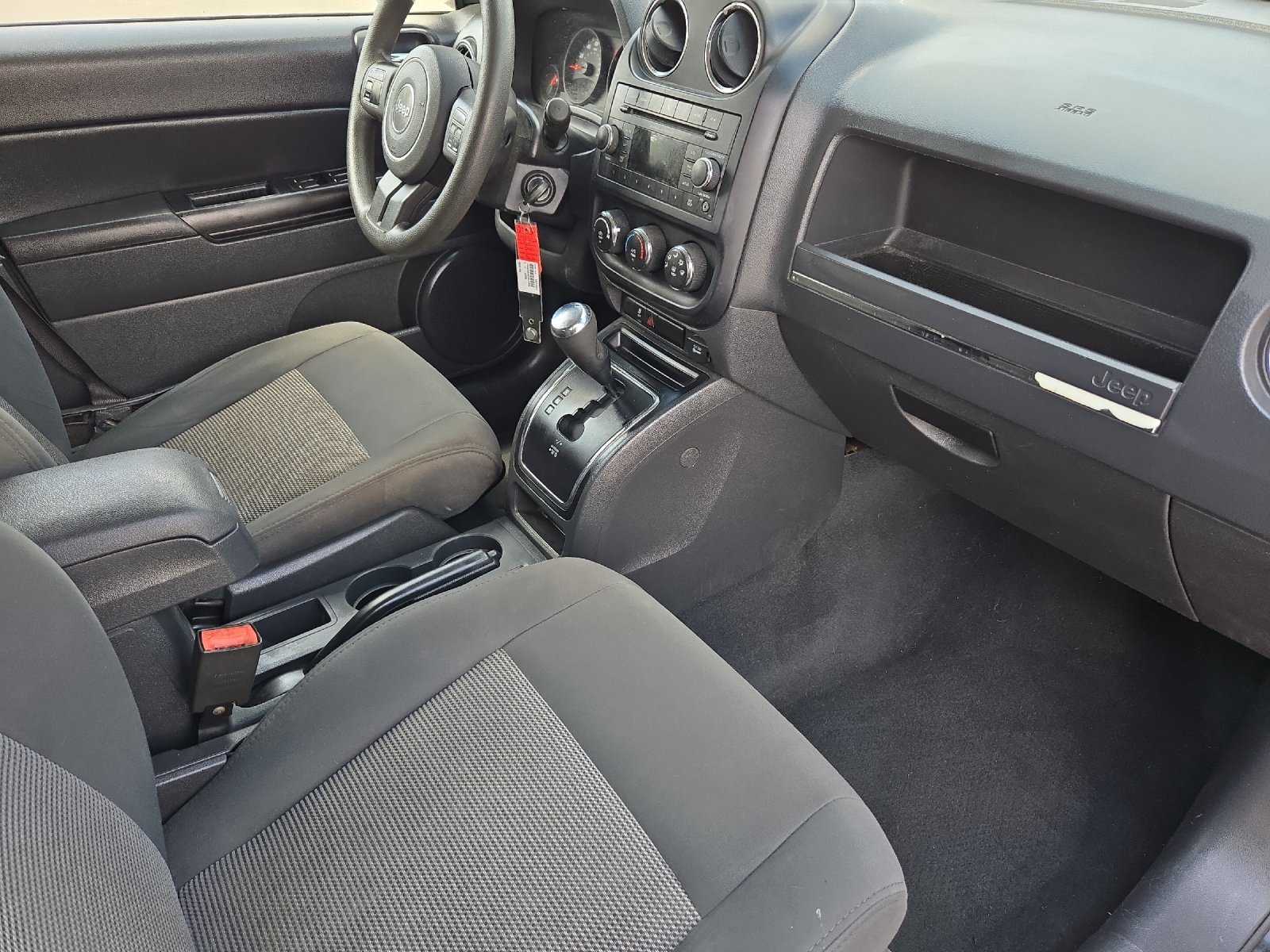 Used 2012 Jeep Compass Sport FWD image 15